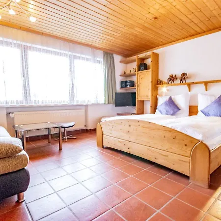 Studio Chalet Huber.1 *